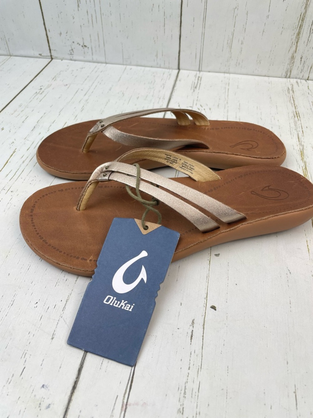 OluKai Women’s Kapehe-Luana Sandals *Bubbly/Sahara